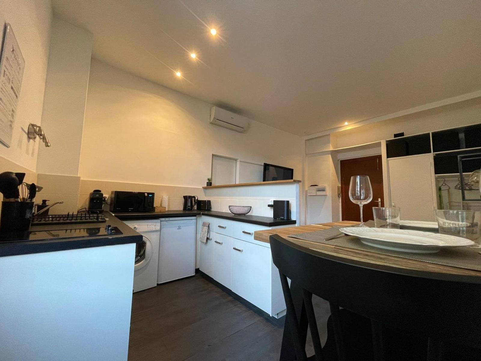 Charmant Studio - Port De Nice Luaran gambar